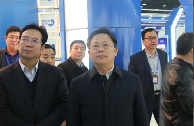 城阳区代区长李红兵一行莅临Stake参观指导